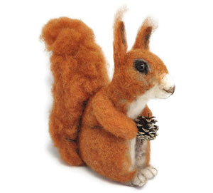 Highland Red Squirrel Needle Felting Kit (Age 10+)